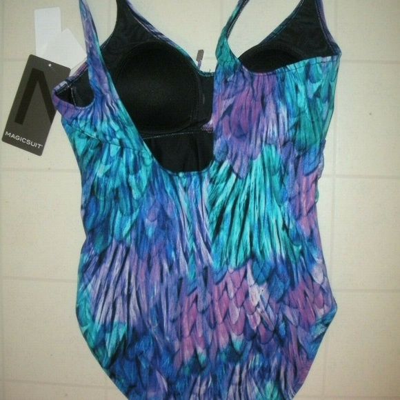 Magicsuit by Miraclesuit Ruffle Feather Yasmin - Picture 8 of 8